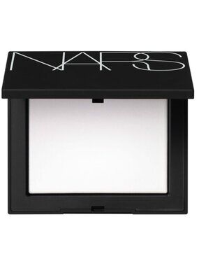 NARS Light Reflecting Pressed Setting Powder – Translucent Crystal